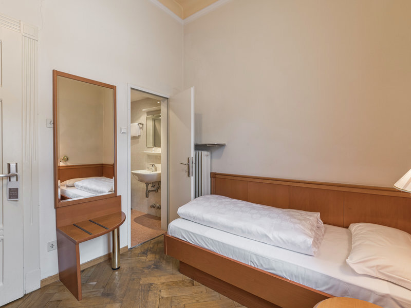 Dreibettzimmer